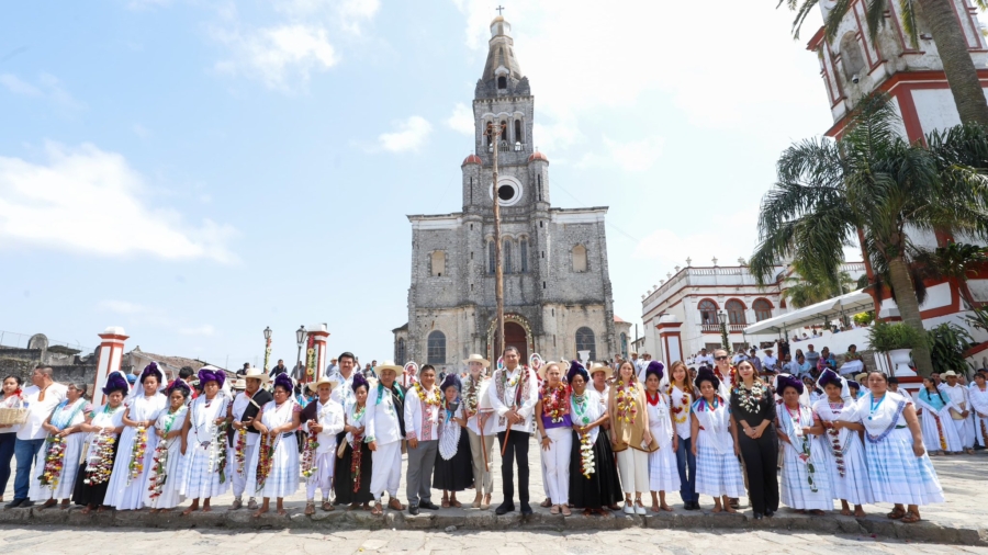 Impulsan a artesanos poblanos en ferias nacionales e internacionales