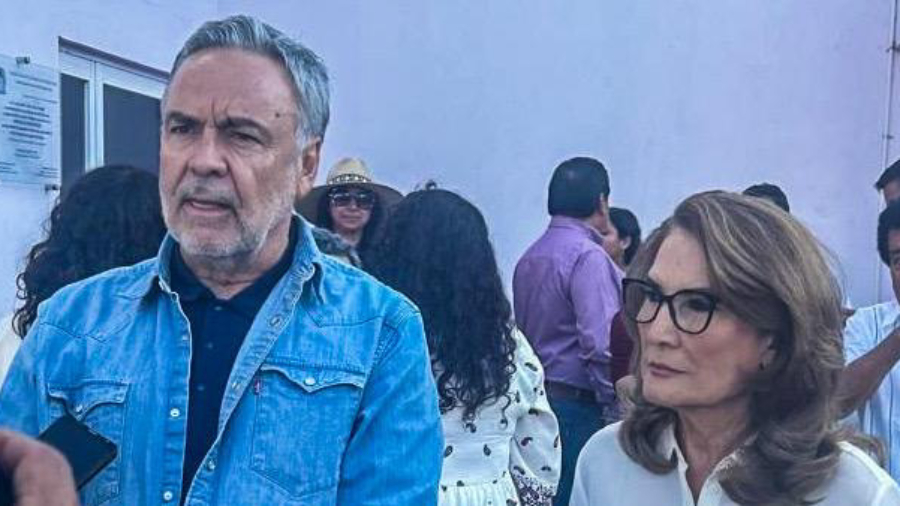 Ramírez Cuéllar perfila a Rosy Sinecio como posible candidata de Morena en Querétaro rumbo a 2027