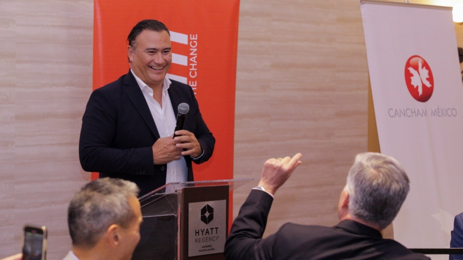 Jalisco fortalece su liderazgo en energía solar con alianza internacional