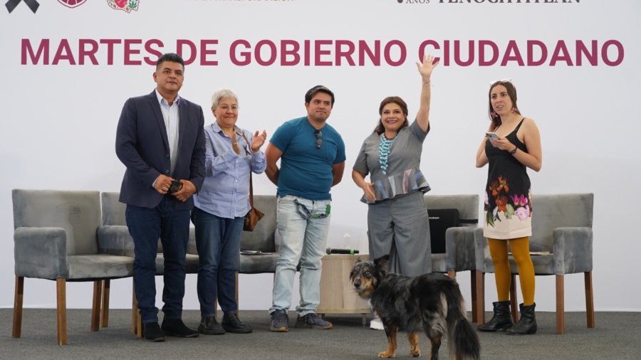 Clara Brugada atiende a más de 560 personas en Audiencia Ciudadana en el Monumento a la Revolución