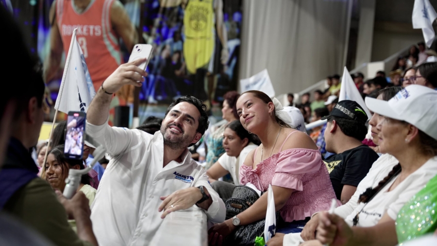 Agustín Dorantes rinde su 1er. Informe Legislativo en San Juan del Río: compromiso firme con las familias queretanas