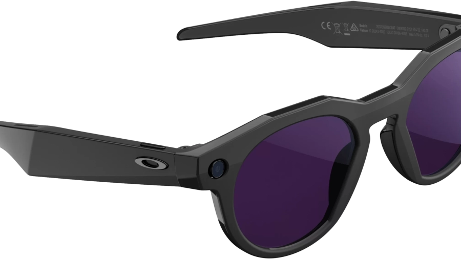 Meta y Oakley lanzan gafas inteligentes deportivas con cámara 3K y asistente AI: así son las nuevas Meta HSTN