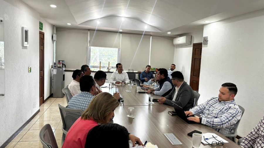 Sindicato y empresarios de Peribus acuerdan mantener diálogo ante SETRAN
