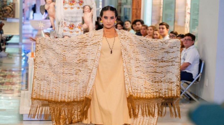 Original Yucatán clausura su edición 2025 con una ovación al arte textil mexicano