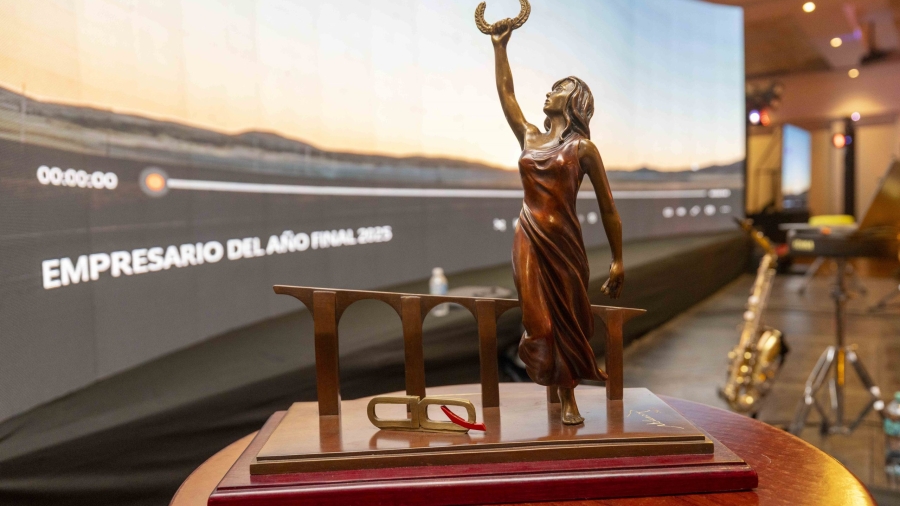 Querétaro reconoce a Luis Felipe Rivas como Empresario del Año 2025