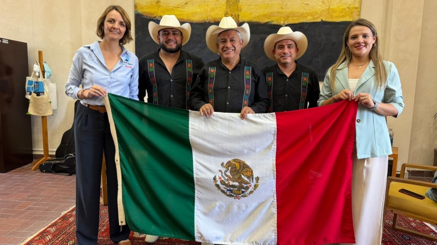 Del Semidesierto a los Andes: Trío Amanecer Huasteco representará a México en Chile