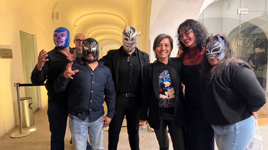 La intimidad del cuadrilátero: MACQ inaugura exposición fotográfica sobre la identidad en la lucha libre queretana