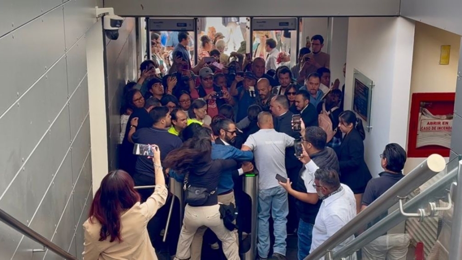 Exigencia ciudadana en el Congreso de Querétaro: Colectivos protestan contra el rezago legislativo en derechos humano