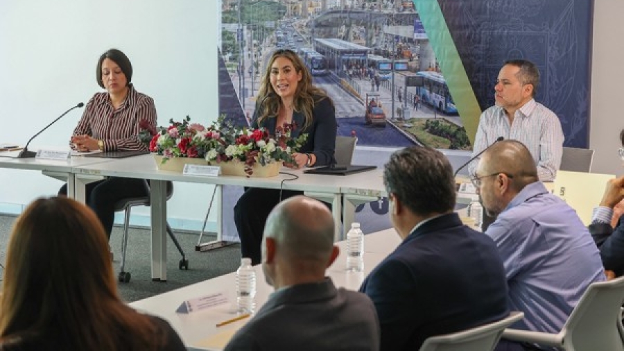 Adiós a la burocracia: Congreso destraba inversión pública para rescatar 1,300 escuelas sin escrituras en Querétaro