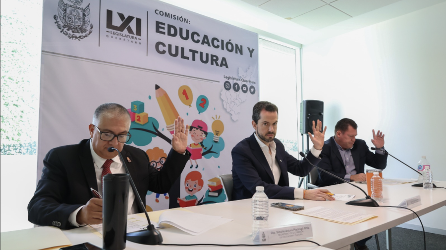 Pantallas sin control: Congreso de Querétaro aprueba reformas contra el ciberacoso escolar y la violencia digital
