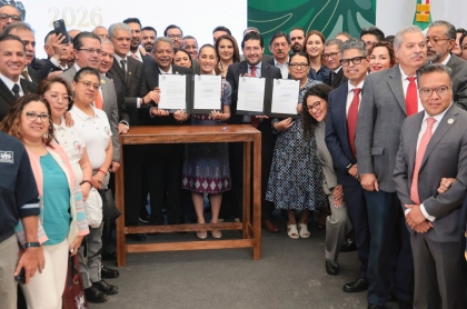 «La primavera laboral llegó para quedarse»: Sheinbaum blinda a jornaleros y firma la histórica jornada de 40 horas