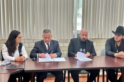 Blindaje al arte sanjuanense: Santiago Nieto y Estudio C.R.E.A. firman pacto para proteger la propiedad intelectual de los creadores
