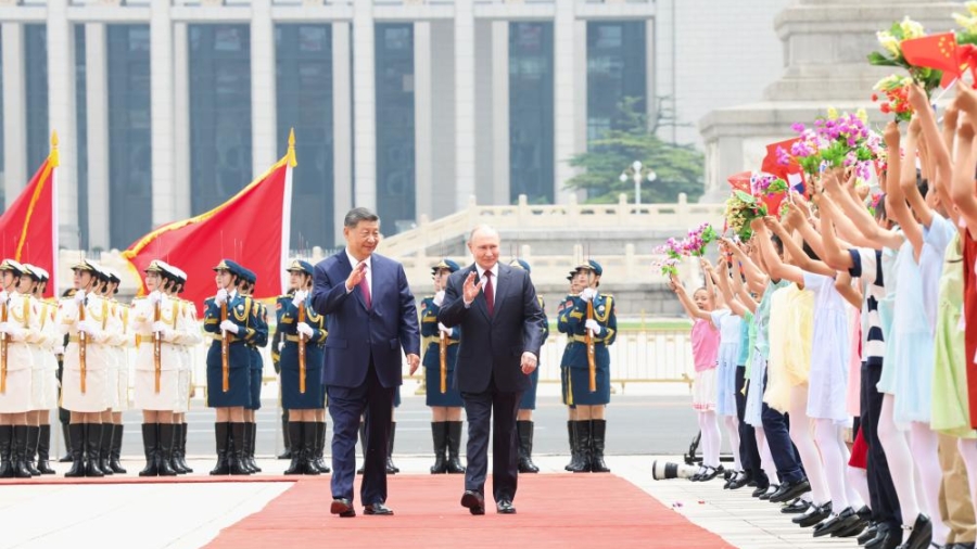 El eje Beijing-Moscú se afianza: Xi y Putin firman declaración para un «orden mundial multipolar»