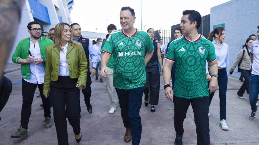 Querétaro se viste de Mundial: Mauricio Kuri y Felifer Macías presentan la «Zona Fest» en el Estadio Corregidora