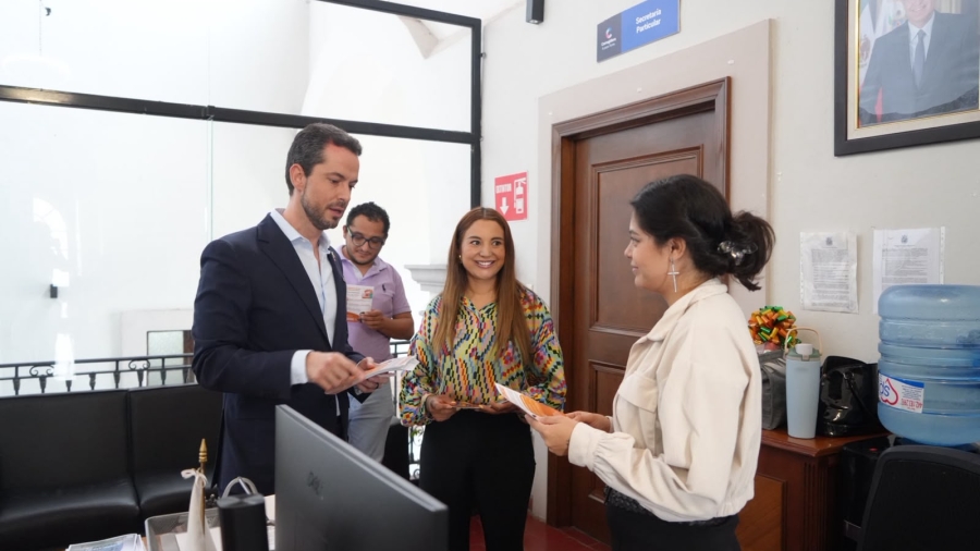 Paul Ospital lleva a Corregidora la Ley de Paternidad y confronta agenda de derechos con visión punitiva del PAN