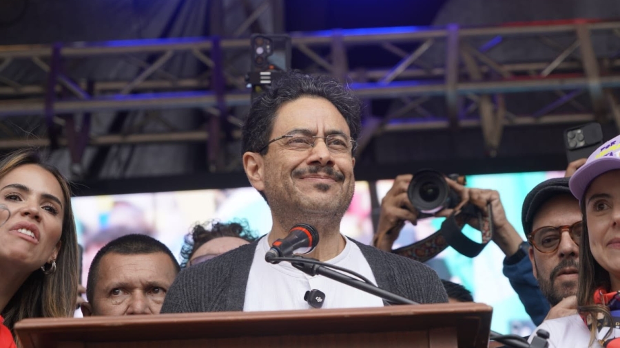 Morena cierra filas con Iván Cepeda y pide recuento voto por voto en Colombia