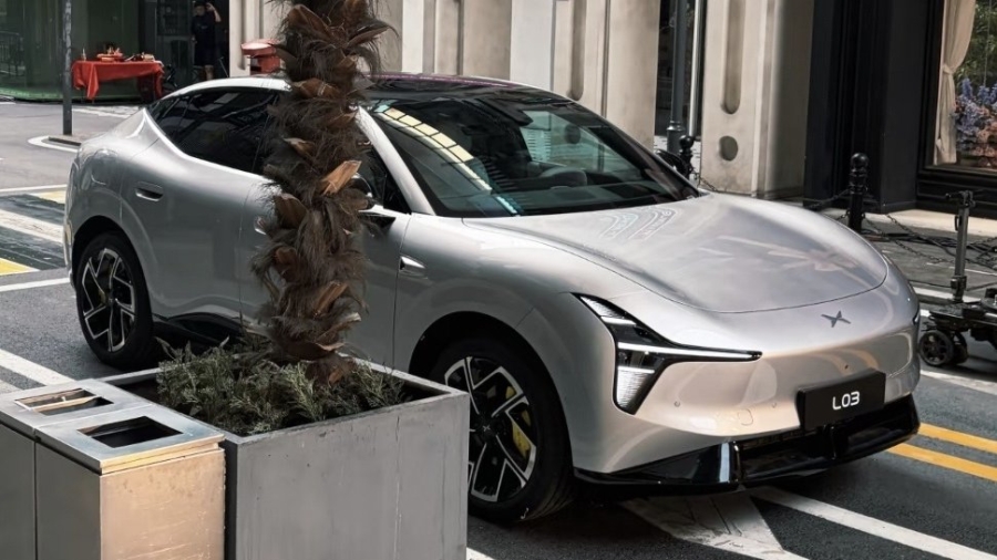Xpeng revela el MONA L03: El SUV coupé eléctrico que completa la «Mona Lisa» automotriz