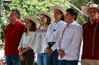 Diecisiete muertes ponen a prueba la unidad nacional: Morena cierra filas, pero el frente político nace dividido