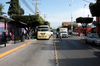 La tarjeta llega al camión; el buen servicio sigue esperando