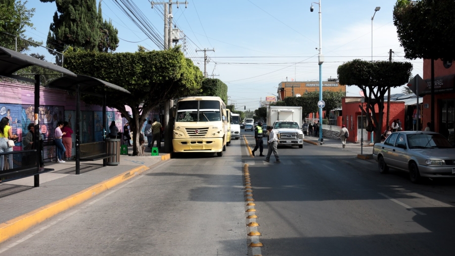 La tarjeta llega al camión; el buen servicio sigue esperando