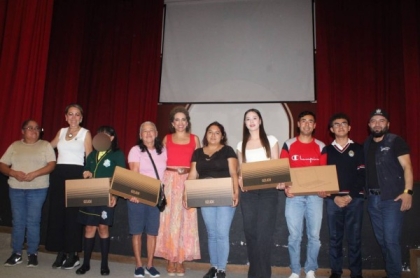 Una computadora en casa: el programa que San Juan del Río lleva desde abril entregando equipo por equipo