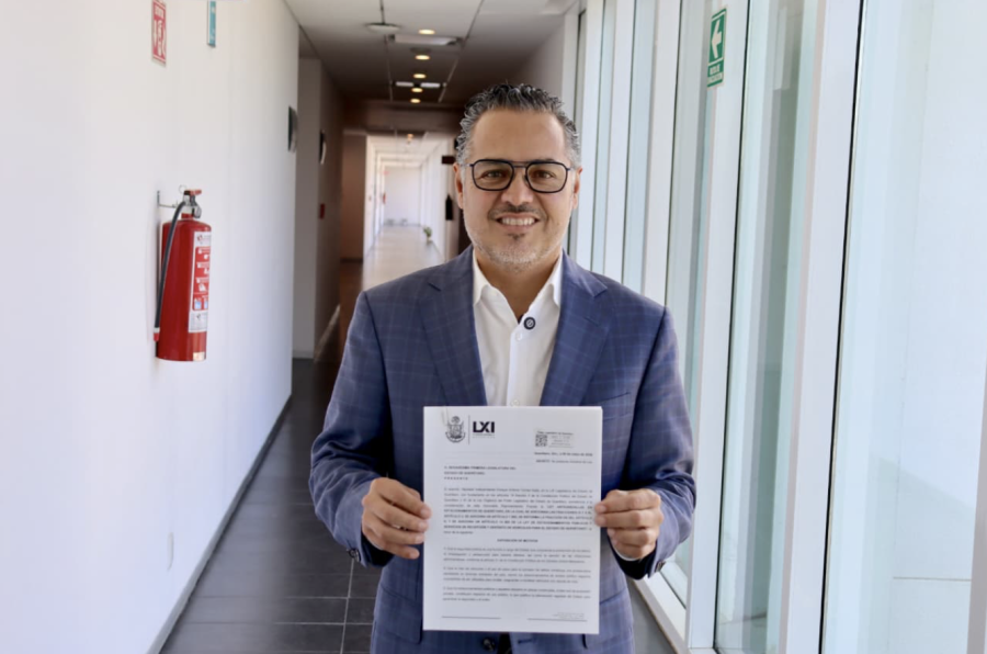 Enrique Correa Sada impulsa iniciativa para que se acepte pagos con. tarjeta en estacionamientos públicos