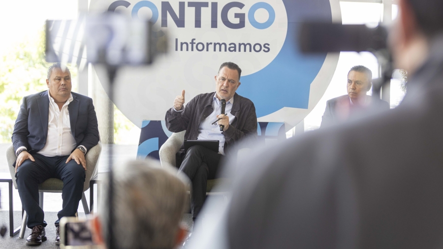 En conferencia de prensa el gobernador Kuri acompañado de su secretario de movilidad hizo personalmente los anuncios